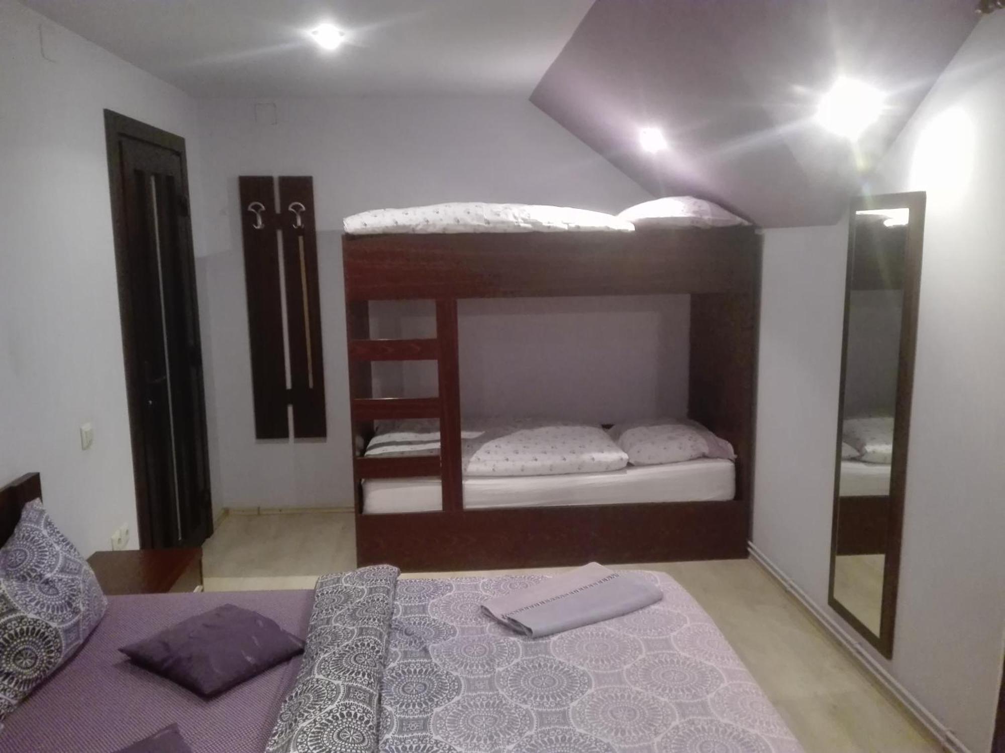 Casa De Vacanta Silvia Vărmaga Eksteriør bilde