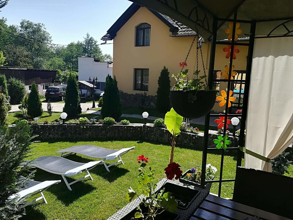 Casa De Vacanta Silvia Vărmaga Eksteriør bilde